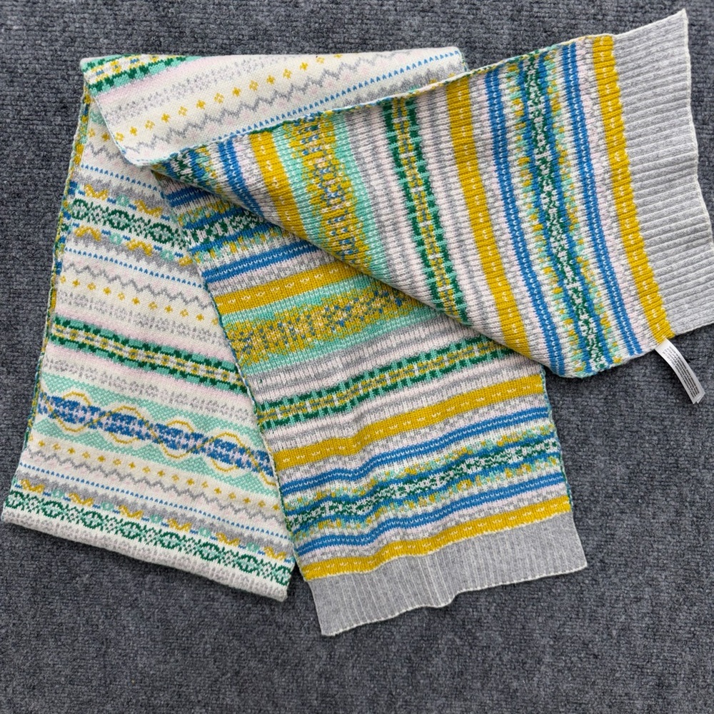 Women's Scarf Talbots‎ 6'.3" x 10" multicolor